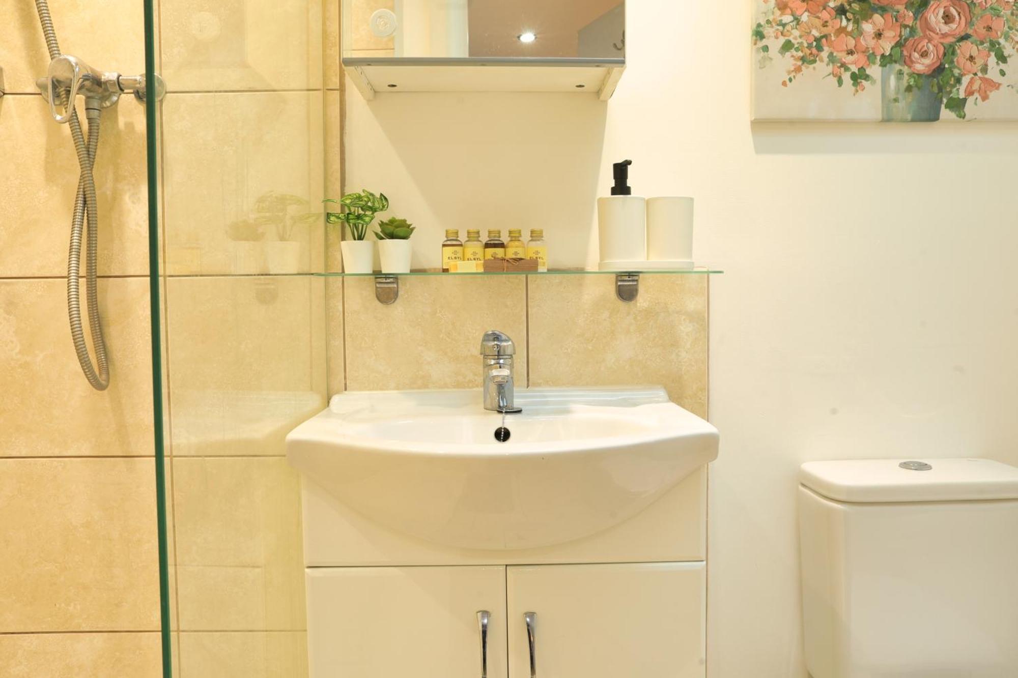 Top Floor Apartment In Islington London Ngoại thất bức ảnh